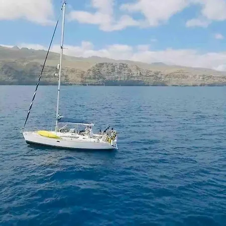Brego, Velero * Санта-Крус-де-Тенерифе