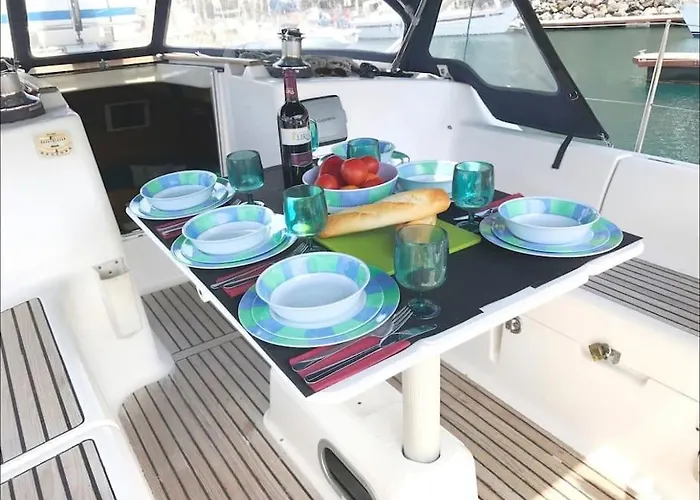Brego, Velero *