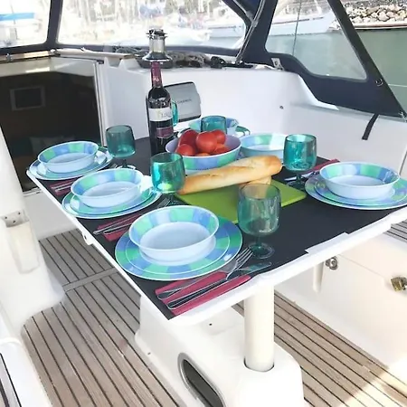 Brego, Velero *