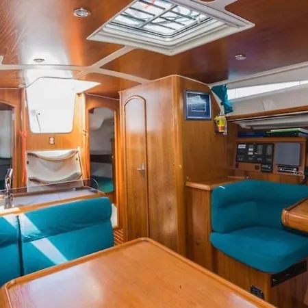 Tekne Brego, Velero Santa Cruz de Tenerife